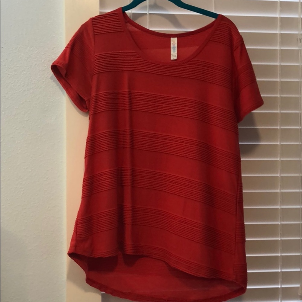 Lularoe Classic Tee
